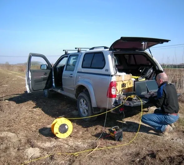 Seismic Tomography Surveys in Trois-Rivières: Subsurface Imaging for Informed Engineering